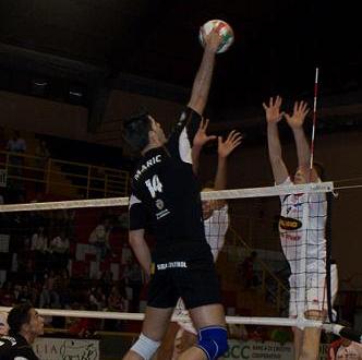 img_id_10208.jpg