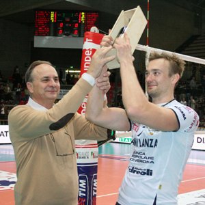 img_id_25716.jpg