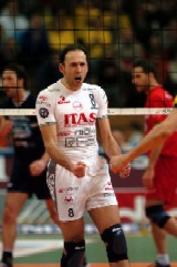 : batte l’Acqua & Sapone Icom Latina 3 a 1 e conquista il quarto posto in classifica.