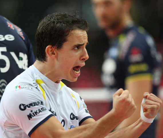 Corigliano inks libero Smerilli