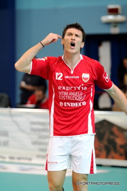 First move: Giglioli is extended