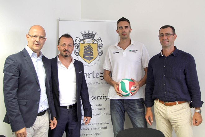 Bagnoli’s first move is Gavotto