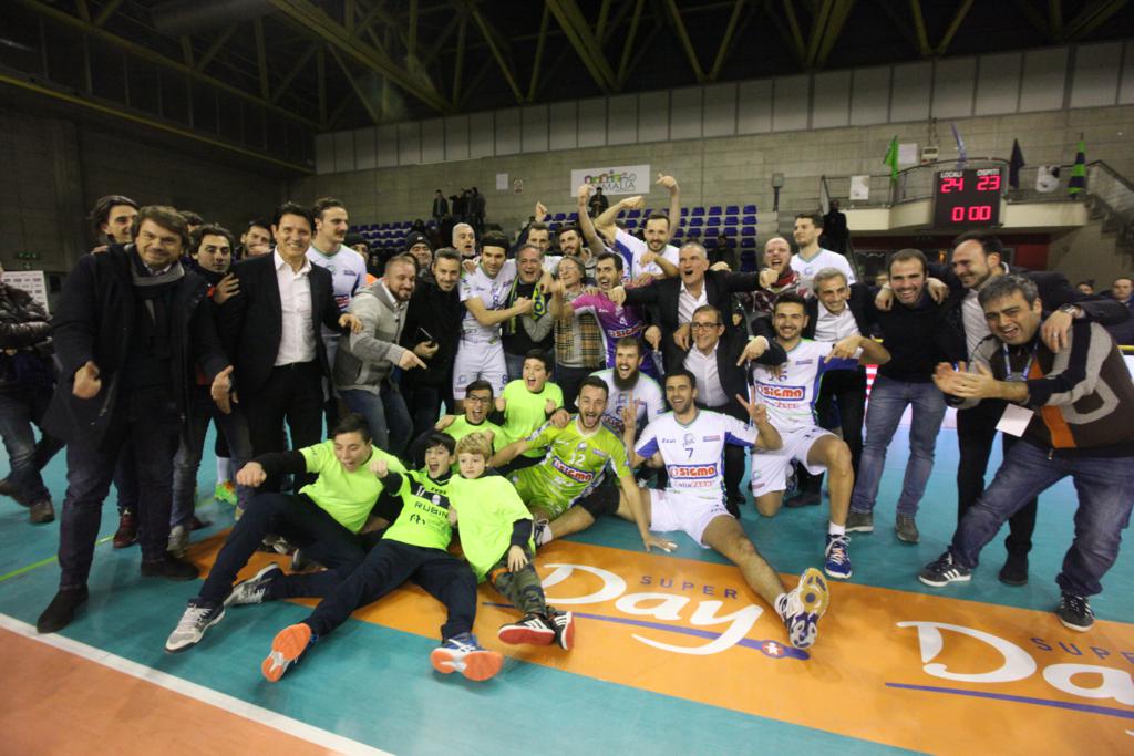 Ad Aversa si scrive la storia della pallavolo campana: la Sigma accede alla Poule Promozione