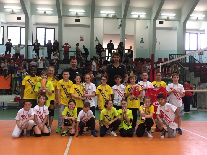 Zlatanov and Manià at school tournaments