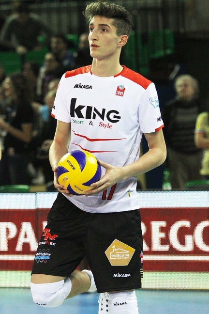 Middle Blocker Larizza is coming to Potenza Picena