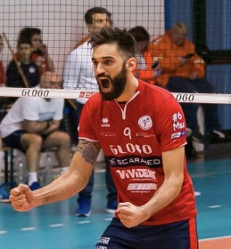 Matteo Bortolazzo landed in Reggio Emilia