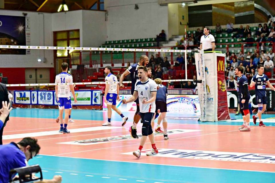 Luca Butti still with Cantù