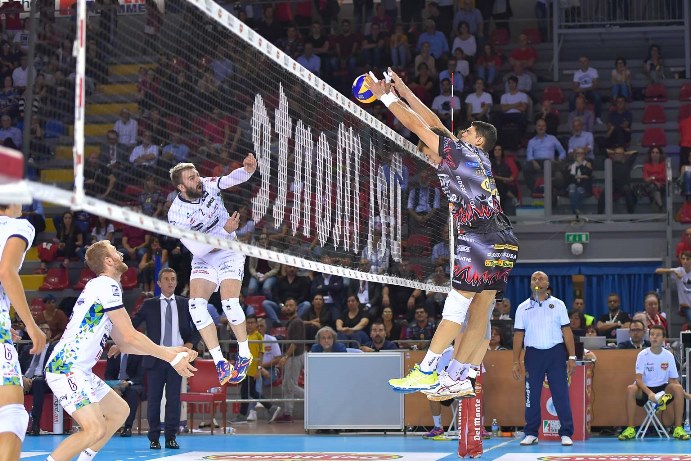 Si vola in finale! 3-1 con Trento, domani sfida alla Lube per la Supercoppa!