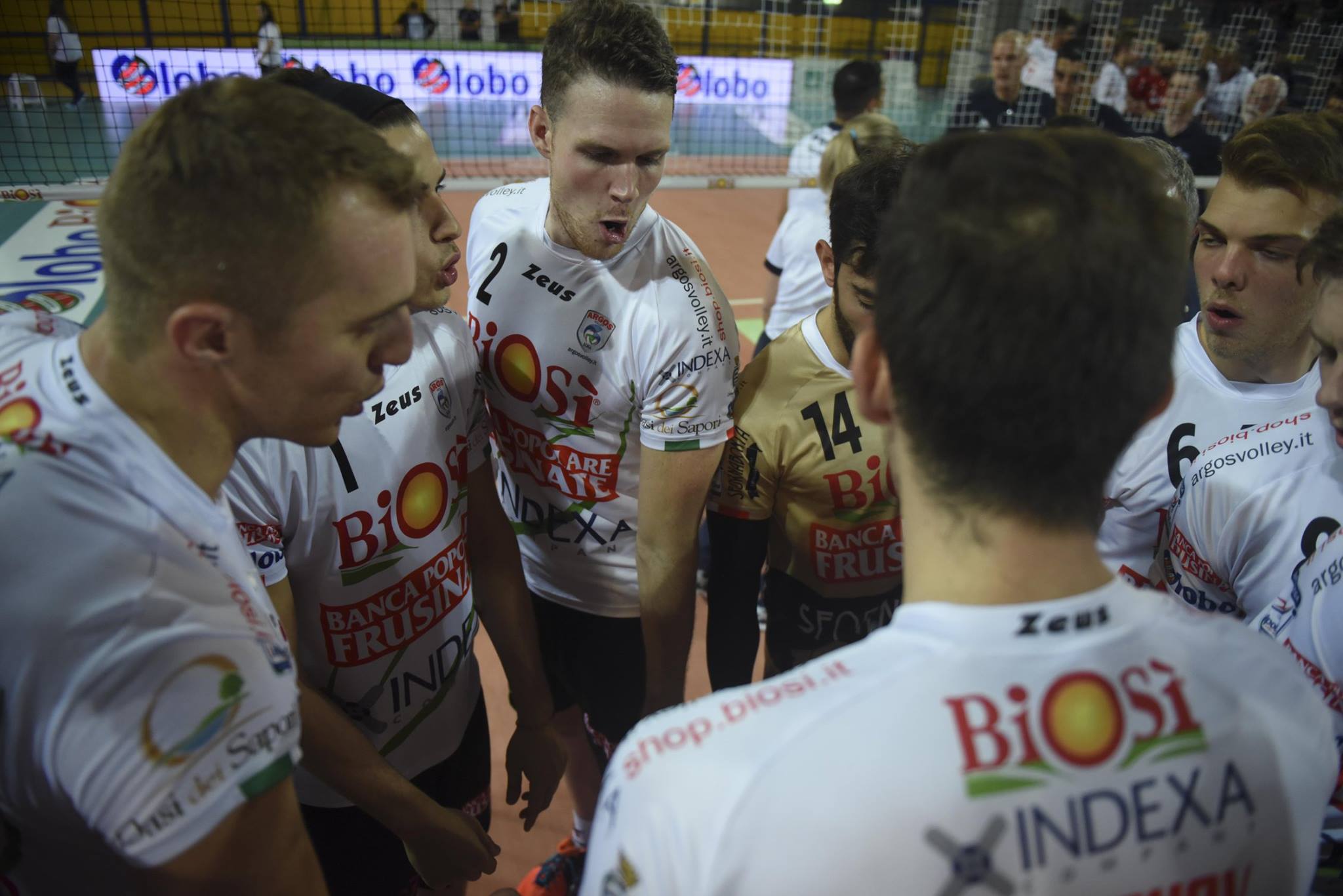 Second Superleague season, the start