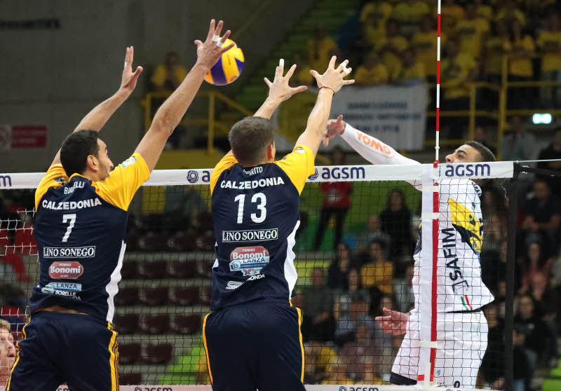 Home loss versus Modena