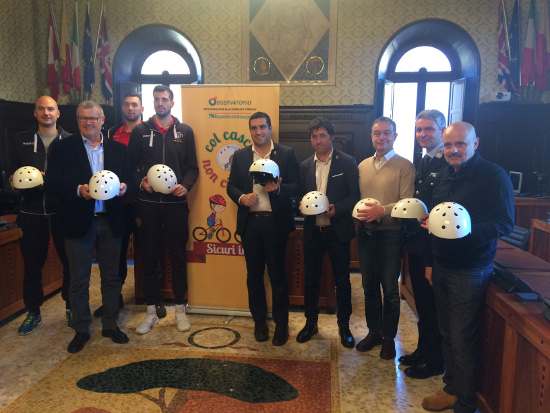 La Bunge venerdì sera porta in campo l’iniziativa “Col casco non ci casco”