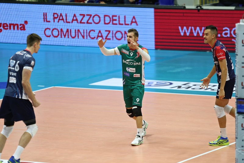 Kioene on road in Bari versus Bcc