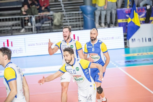 A Gioia del Colle la prima di 3 trasferte terribili, la presentano gli ex Bari e Corvetta