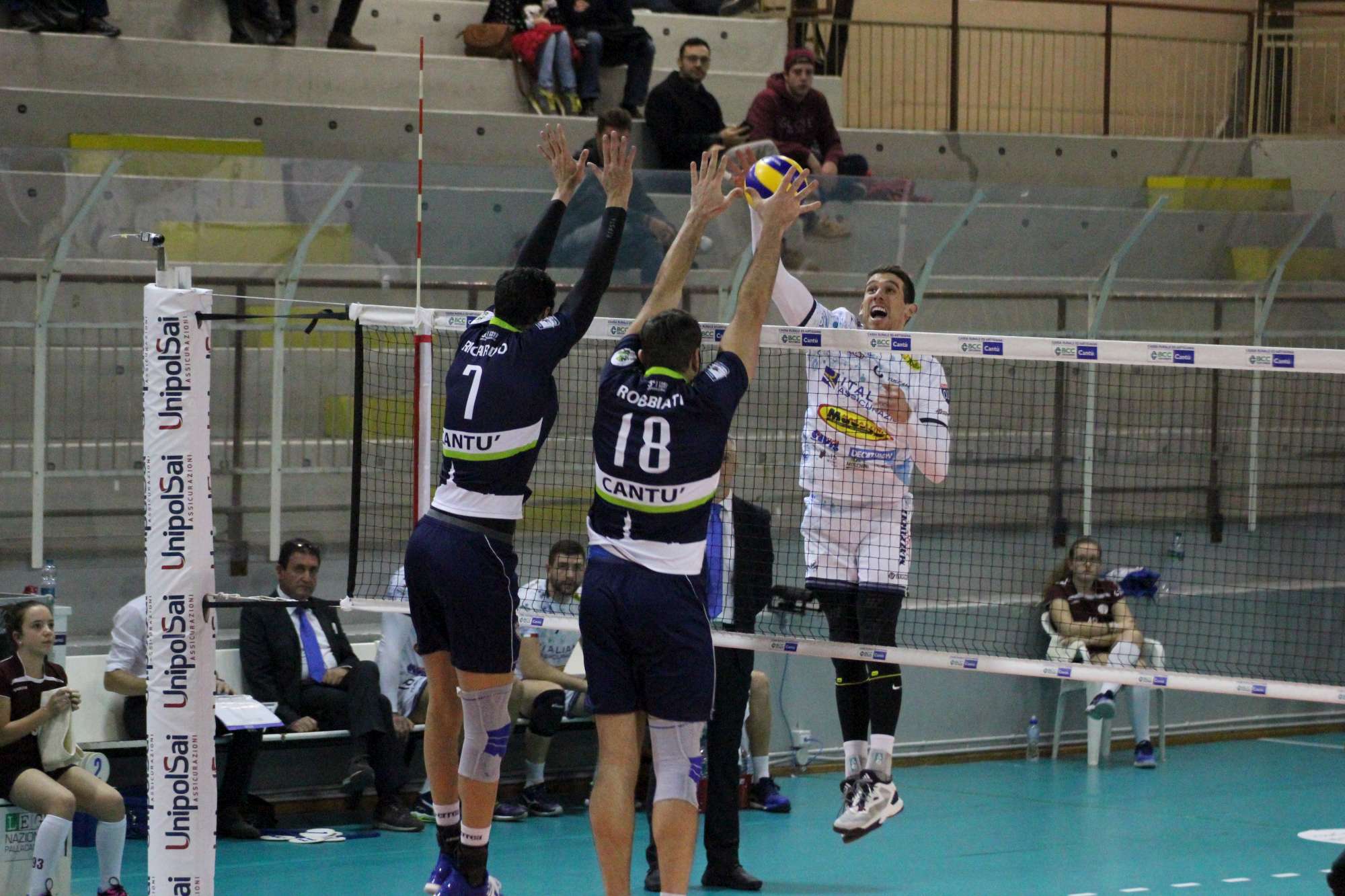 Still atop, but a loss in Brianza