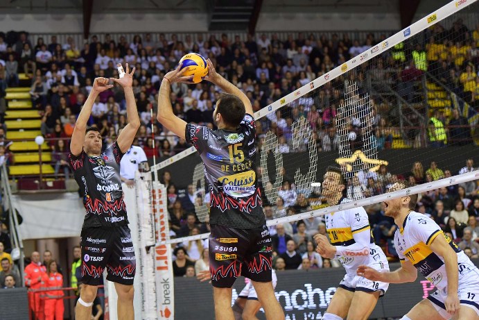 Modena viola il PalaEvangelisti nel big match della dodicesima giornata