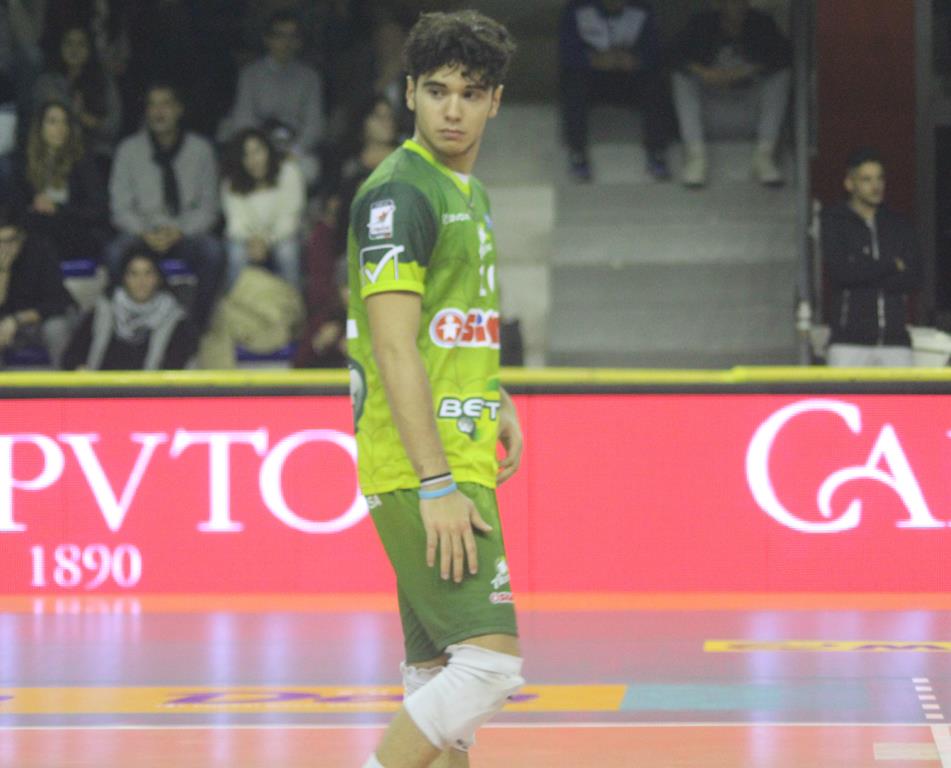 Il 19enne Emanuele Marra, il più giovane del gruppo, carica la Sigma: “Torniamo alla vittoria”