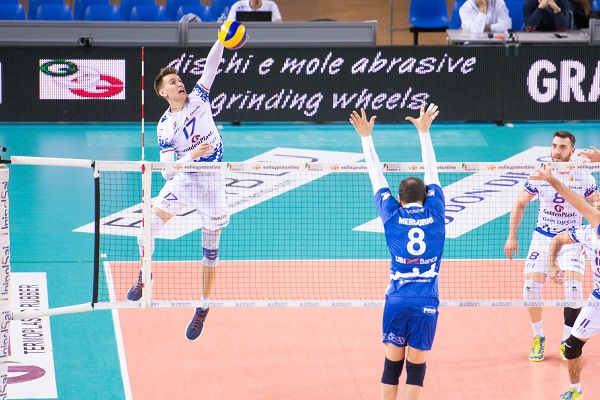 Gli alti e bassi continuano, Mondovì passa in 4 set