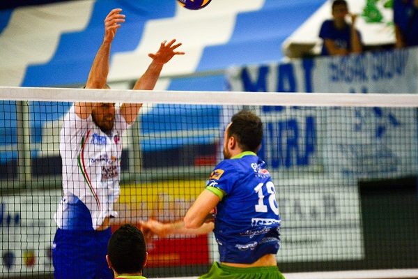 Sotto di due set il VBC rimonta, ma si arrende al tie break contro Aversa