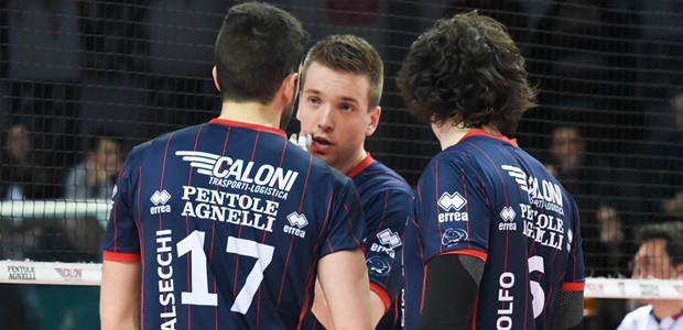 Looking out for a semifinal spot