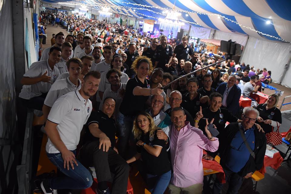 “Ein Prosit!”, la Globo Banca Popolare del Frusinate Sora si presenta e brinda