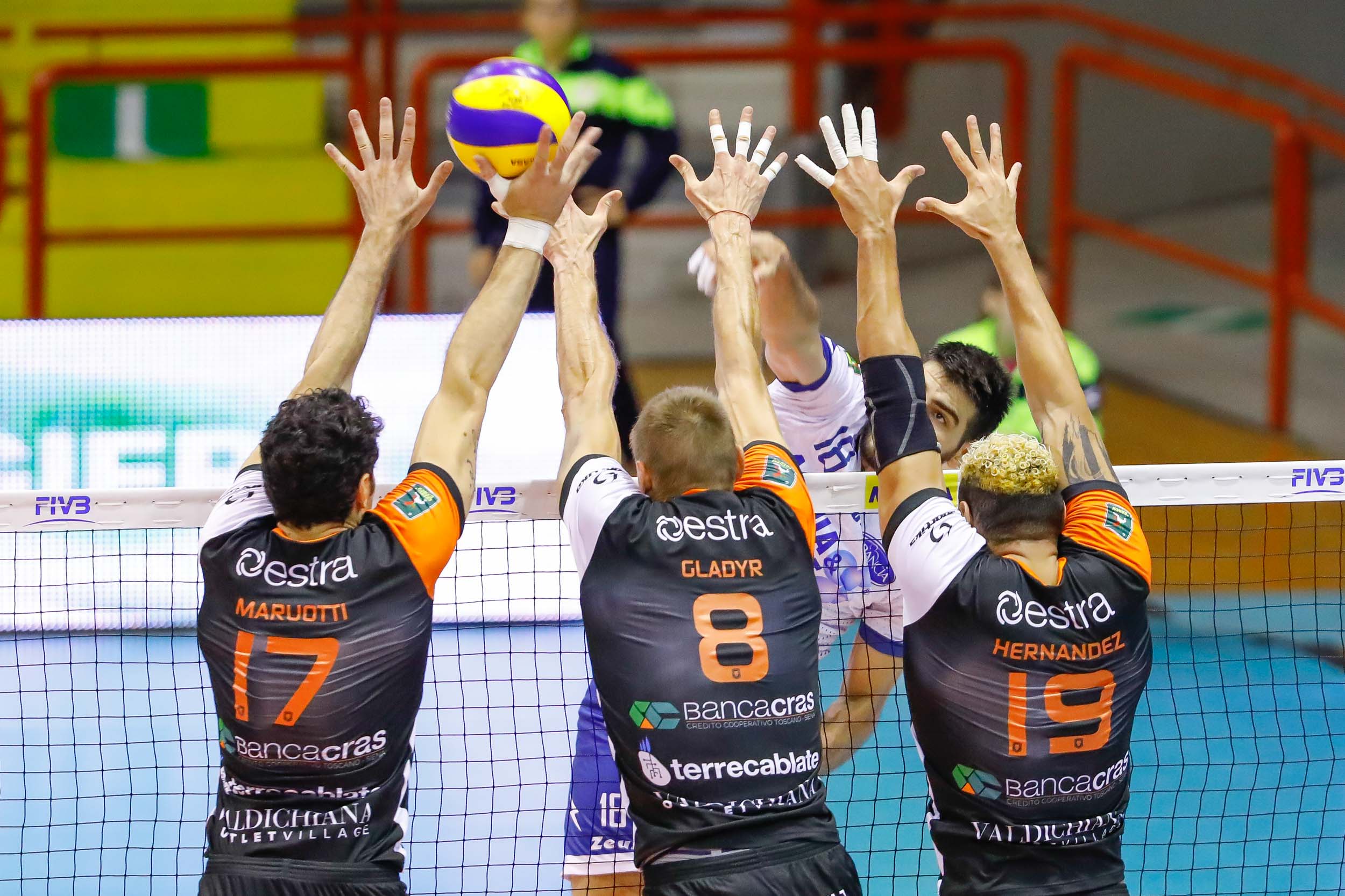 A Napoli Latina sconfigge Siena per 3-1