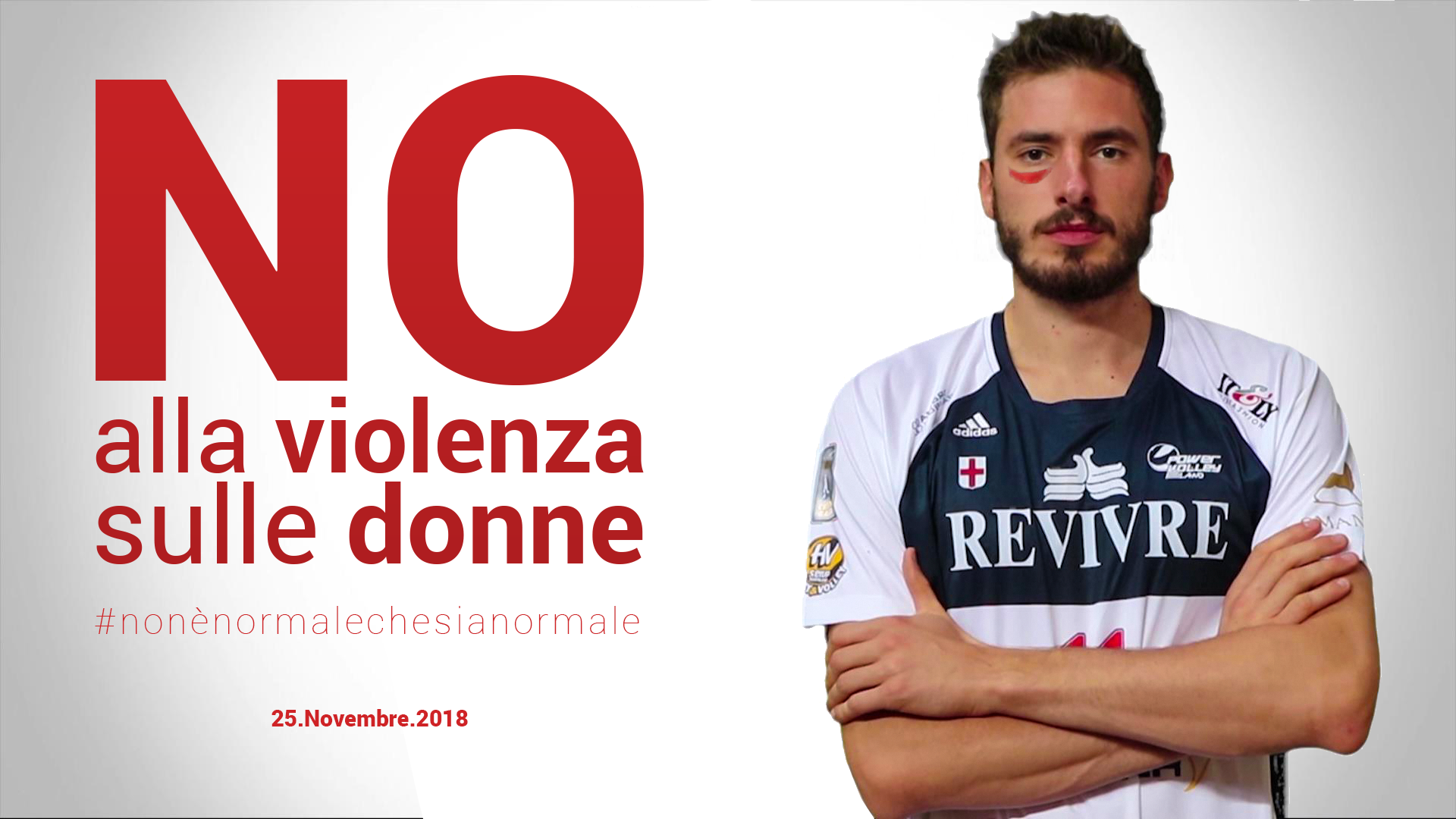 Un segno rosso sul volto: la Revivre Axopower Milano mura la violenza sulle donne
