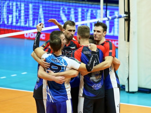 ABBRACCIO VERO VOLLEY RID