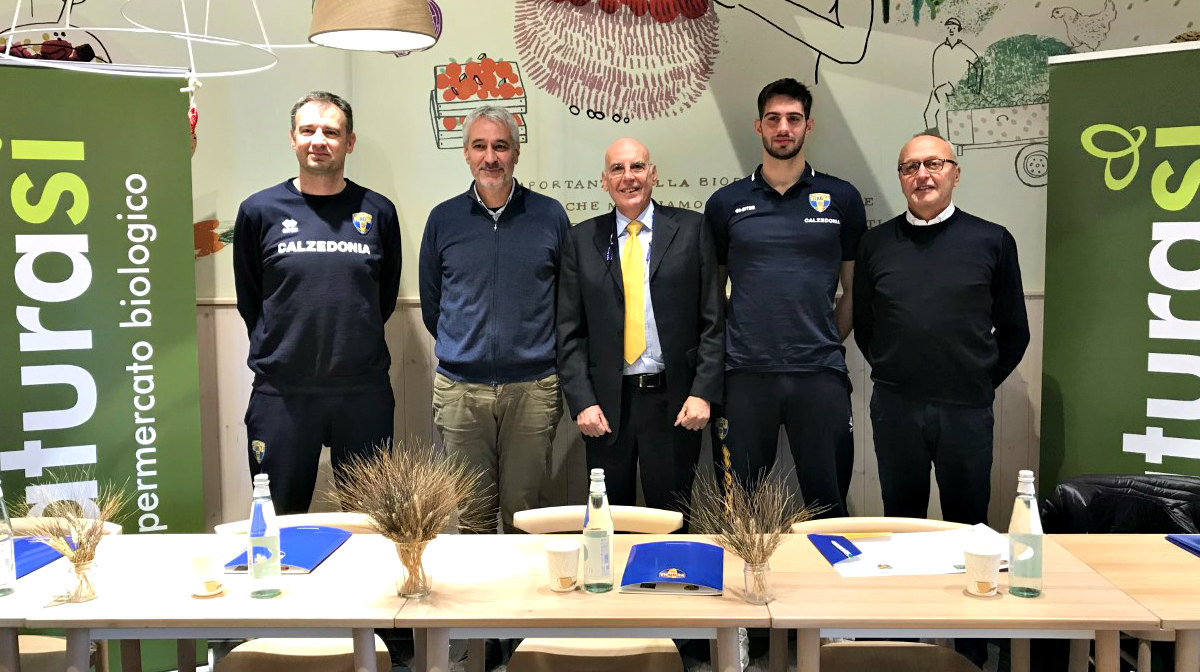 BluVolley Verona and NaturaSì together