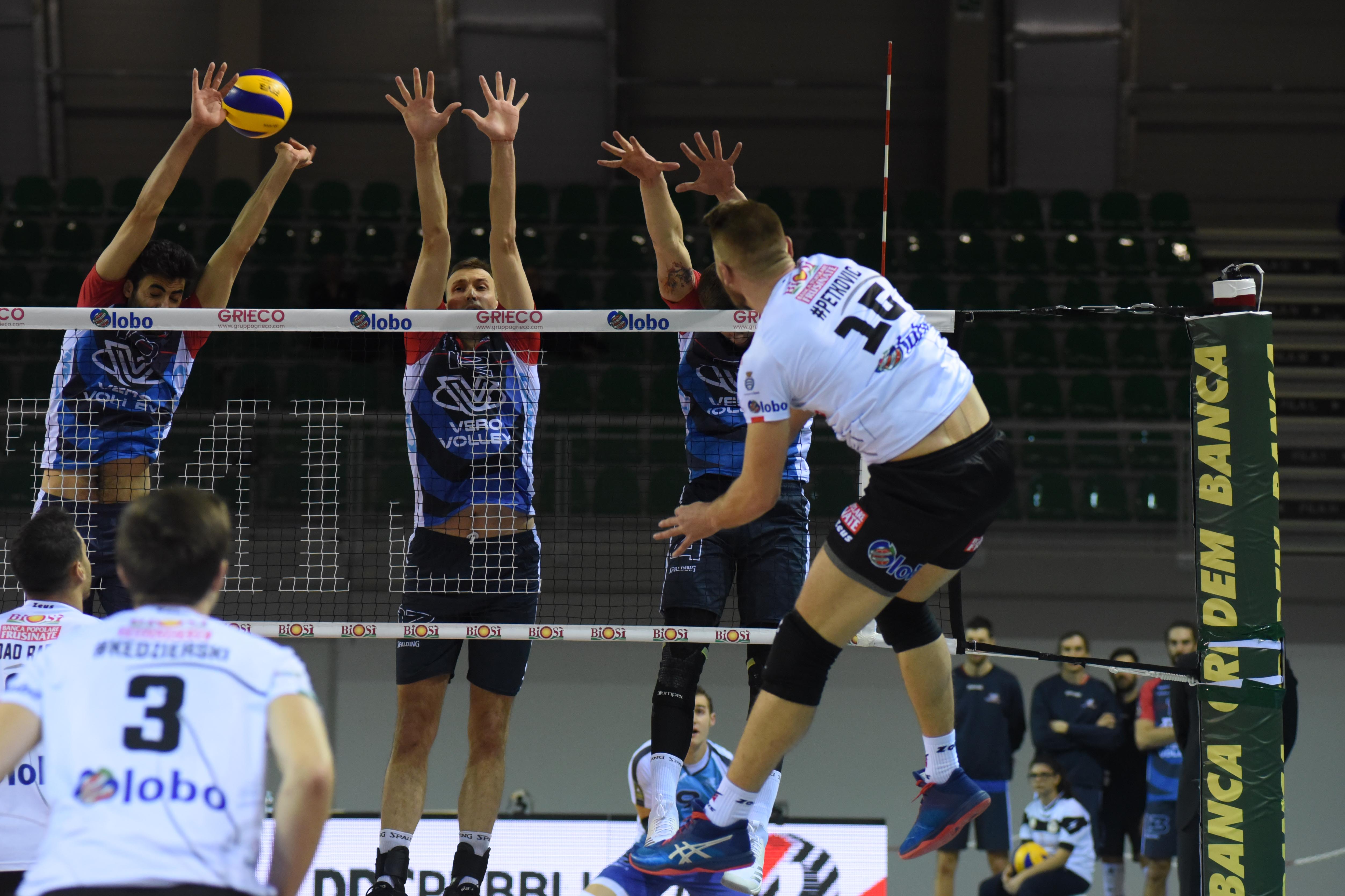 MURO VERO VOLLEY SU PETKOVIC