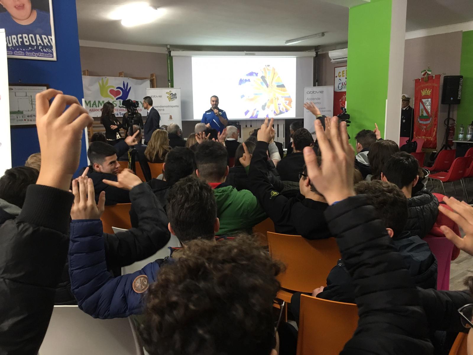 Top Volley e AbbVie incontrano gli studenti: “Contro il cyberbullismo, una partita che si può vincere insieme”