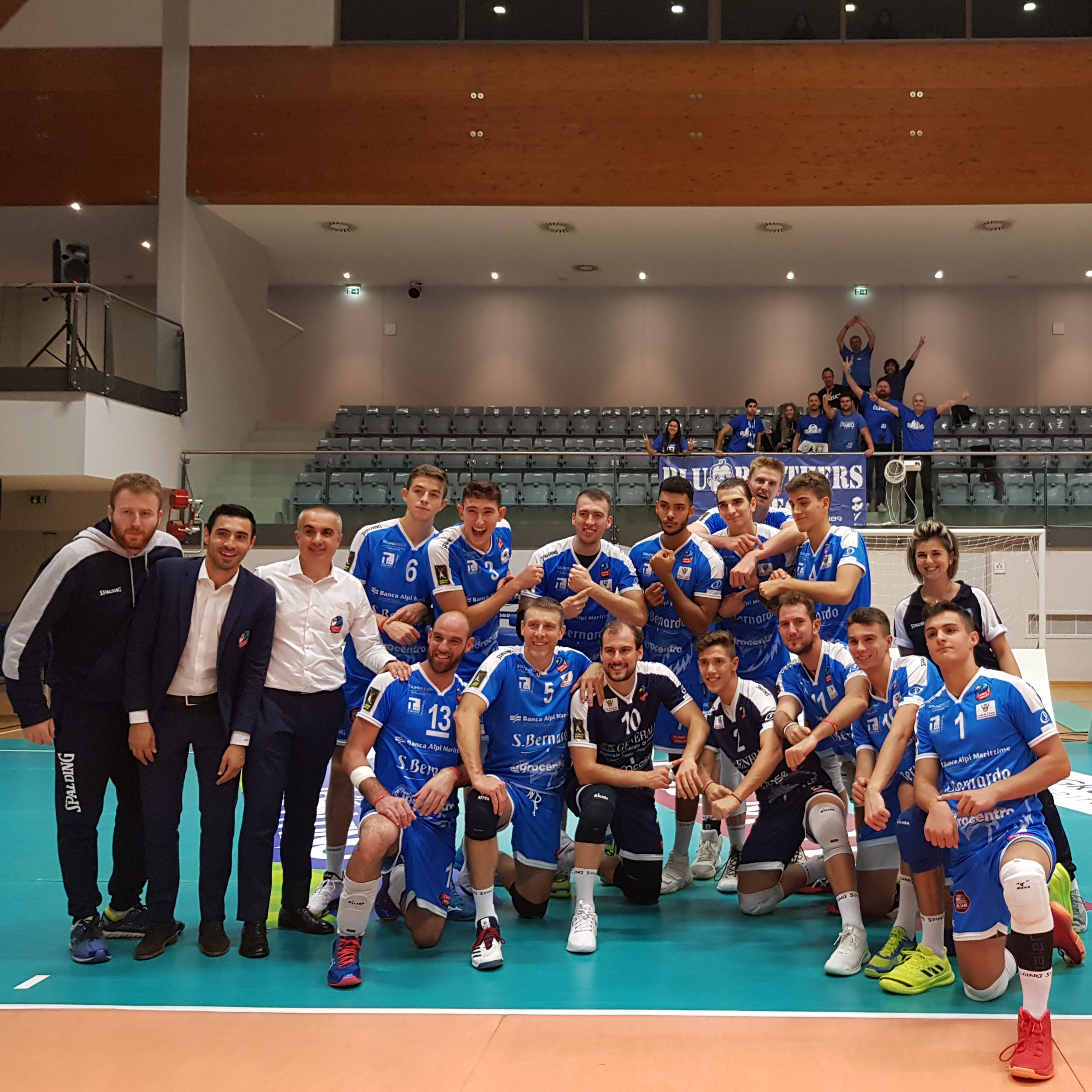 A3 Cuneo Volley con i Blu Brothers in trasferta