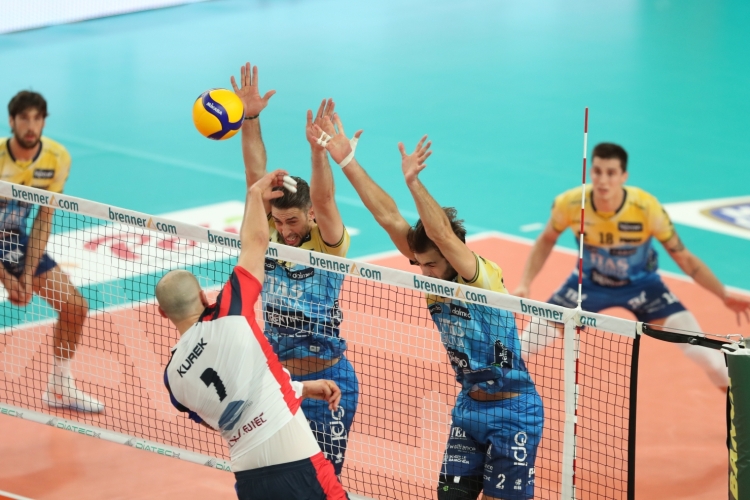 27102019kurek