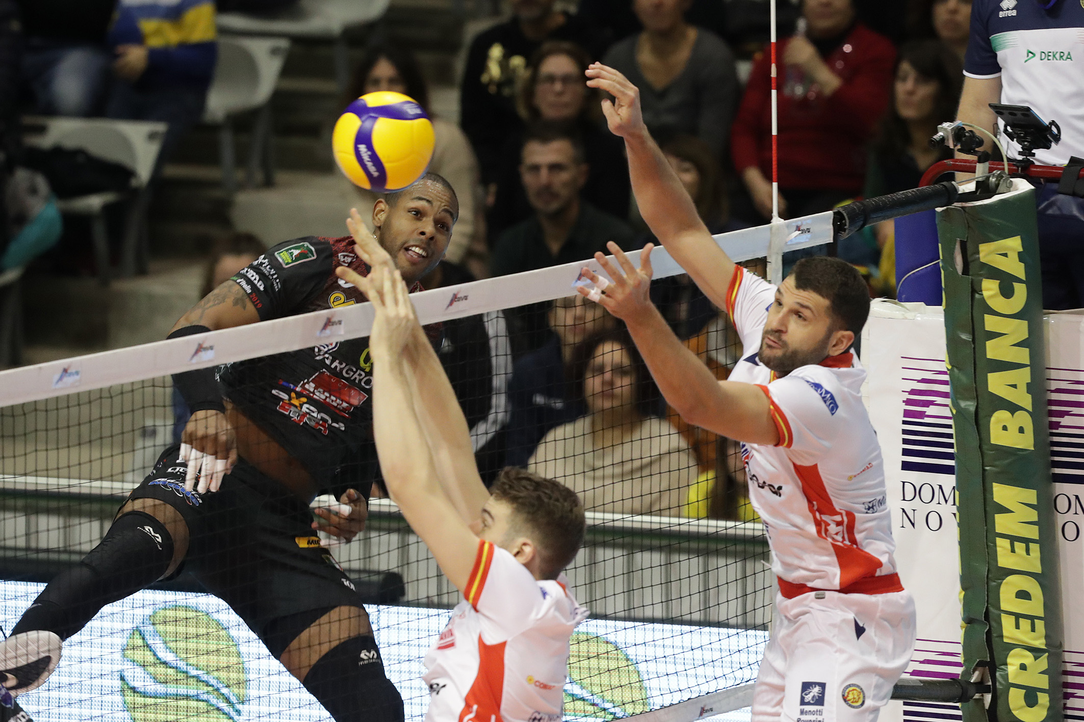 RAVENNA 21/11/2019. VOLLEY PALLAVOLO. CONSAR RAVENNA - LUBE CIVITANOVA.