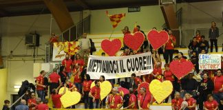 Attesa ed entusiasmo per la partita casalinga al PalaValentia: Vibo scalda i motori