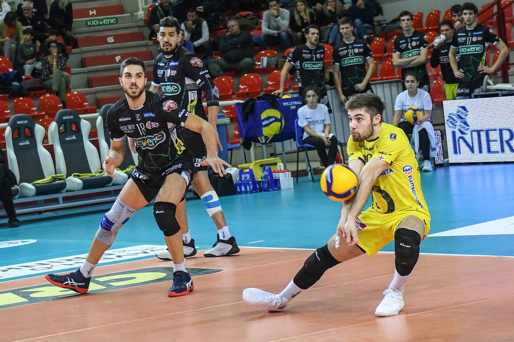 Danani in ricezione