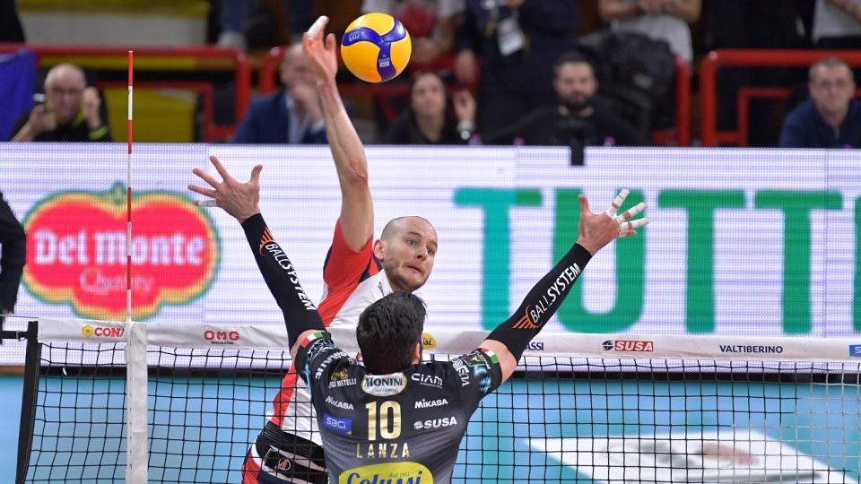 Kurek in volo