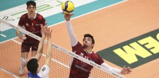 Torino passa a Sanbapolis al quinto set