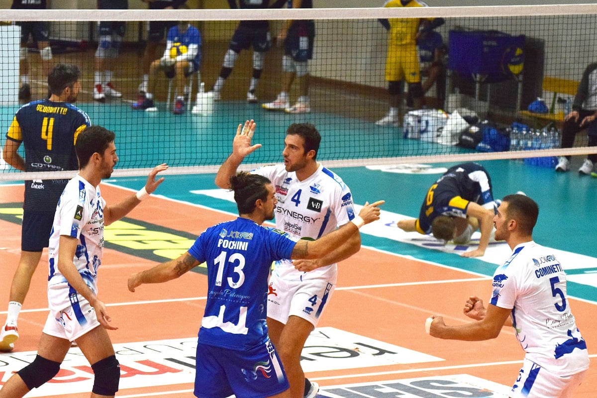Esultanza Vbc Synergy Mondovì (Foto Elena Merlino)