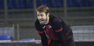 Kovar practicing with the group