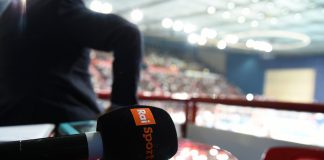 Domenica Modena – Trento in diretta RAI alle 19.15. Due rinvii in A3
