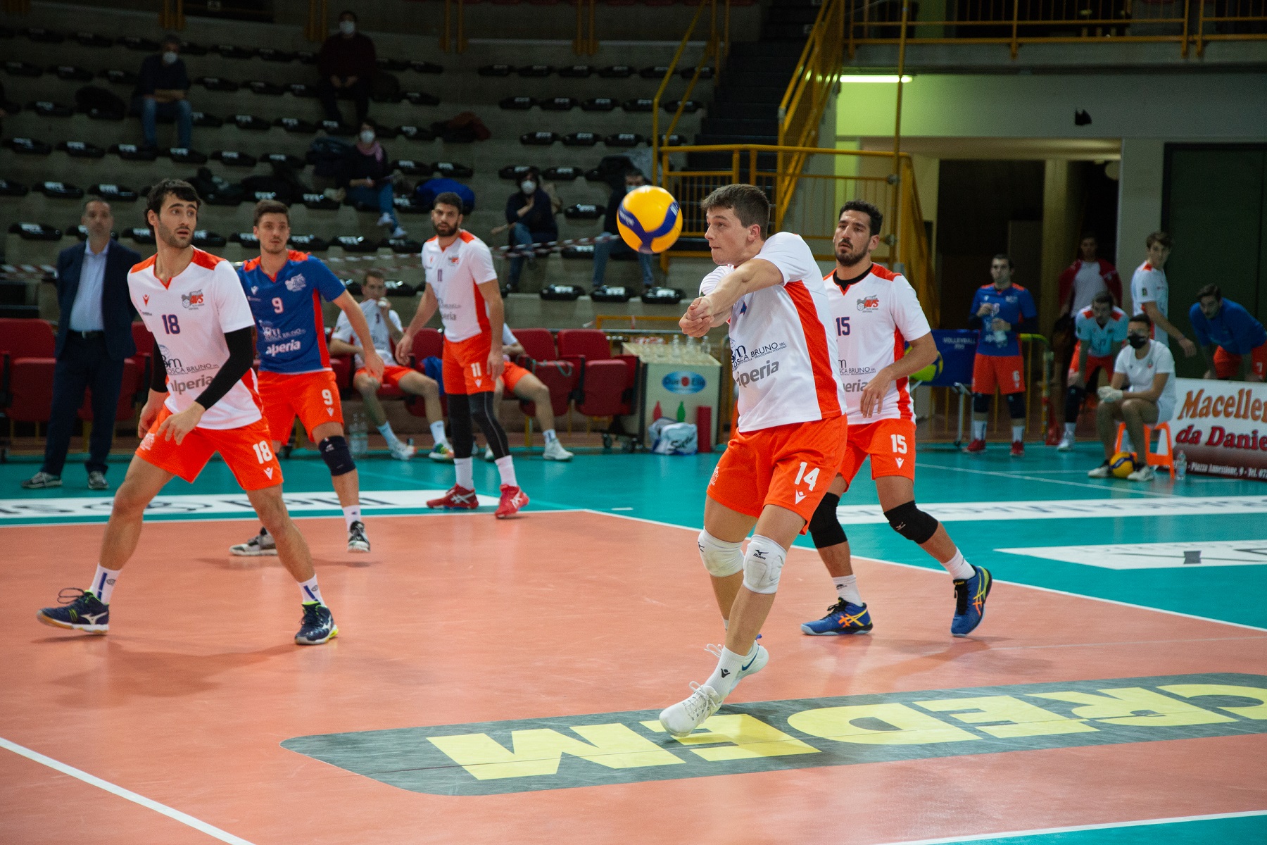 Ostuzzi in ricezione