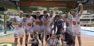 Emozioni al PalaEstra, l’Emma Villas Aubay si impone al tiebreak con Castellana Grotte