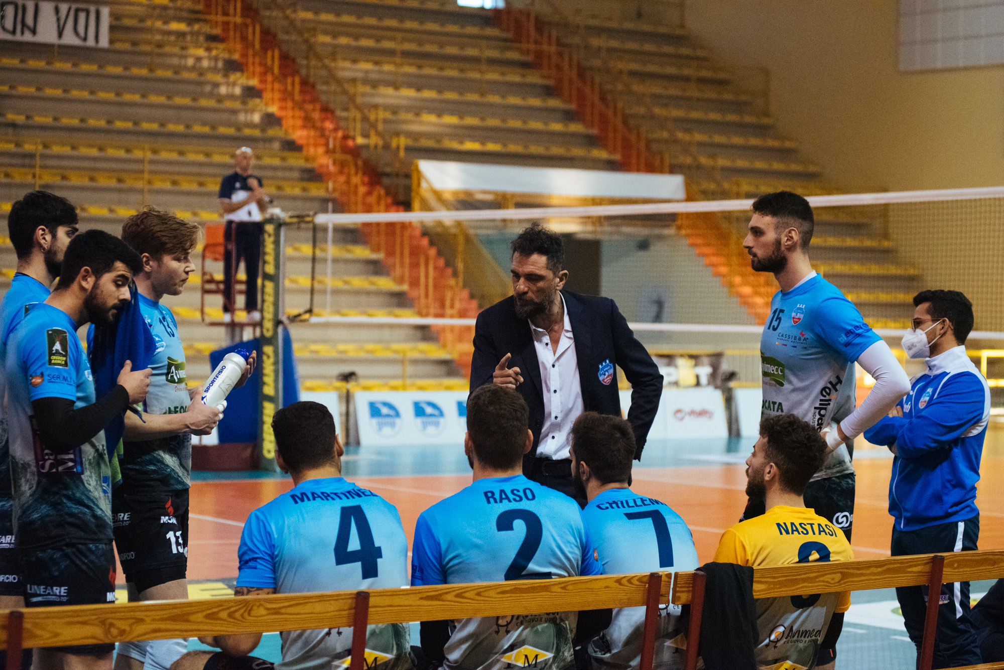 Volley-27