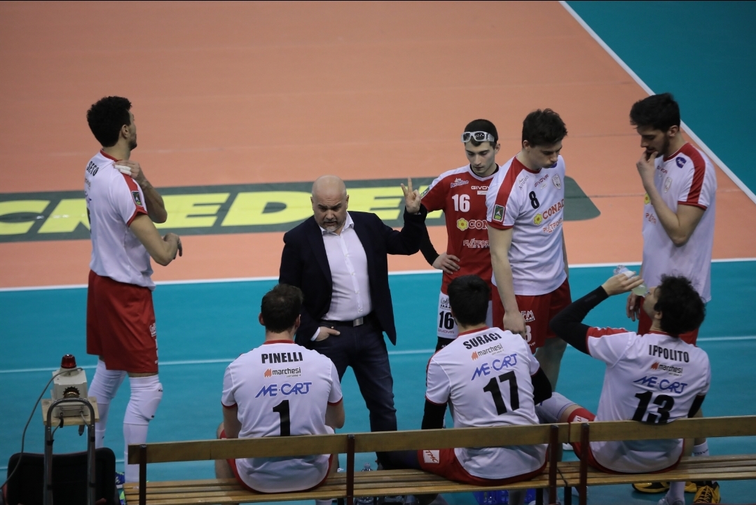 coach