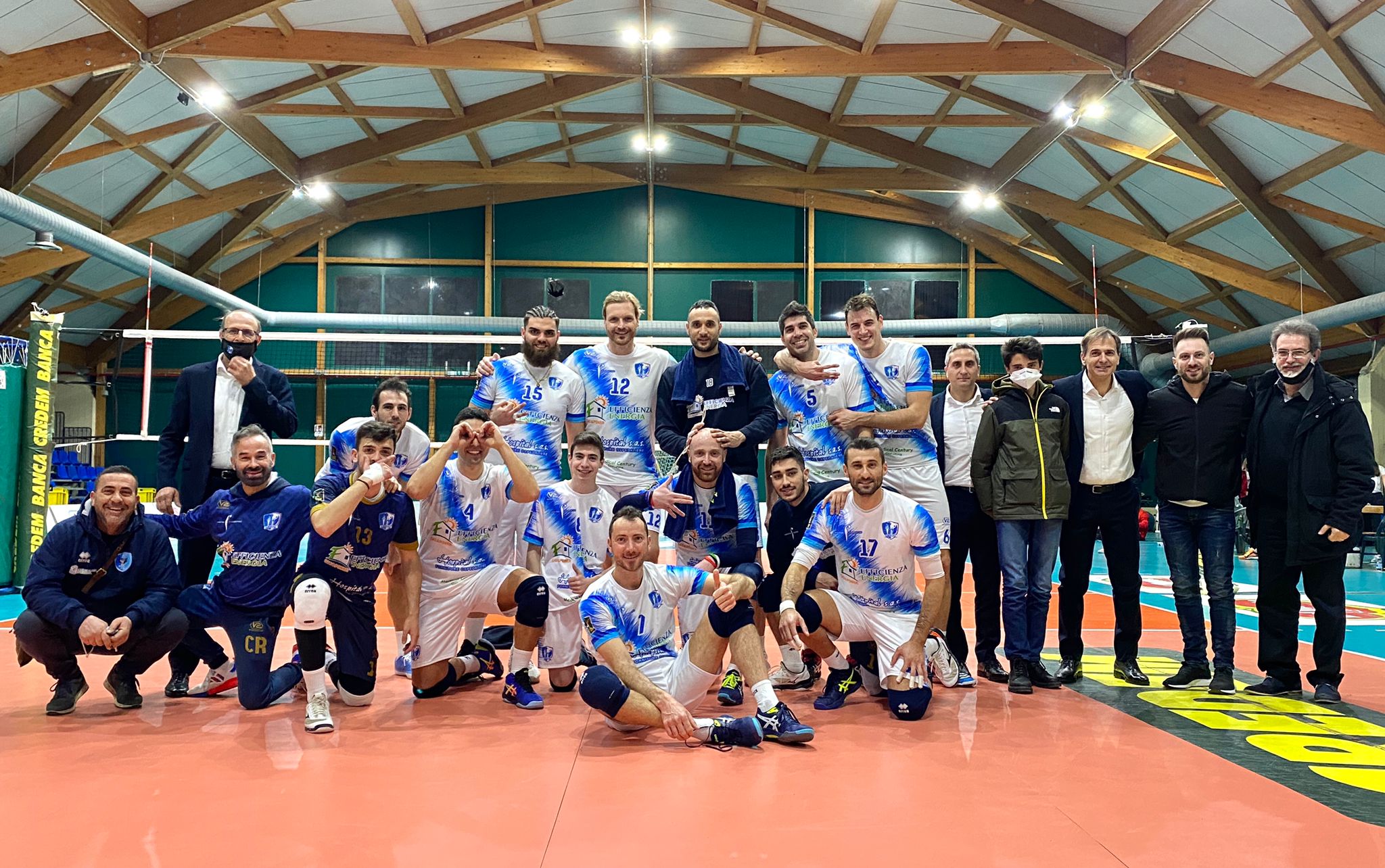 foto di squadra vittoria a Roma