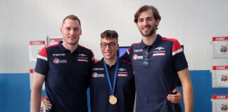 Presentati presso Pagani Geotechnical Equipment S.r.l.: lo schiacciatore Francesco Recine, lo schiacciatore Aaron Russell e l’opposto Toncek Stern.