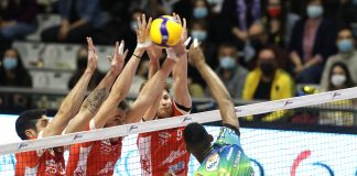 Too much Perugia for Consar RCM Il muro della Consar RCM su Leon