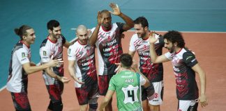 Big battle at PalaGrotte, one point for Lupi