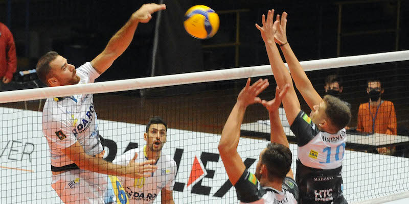 Piazzetta_esordio_A3
