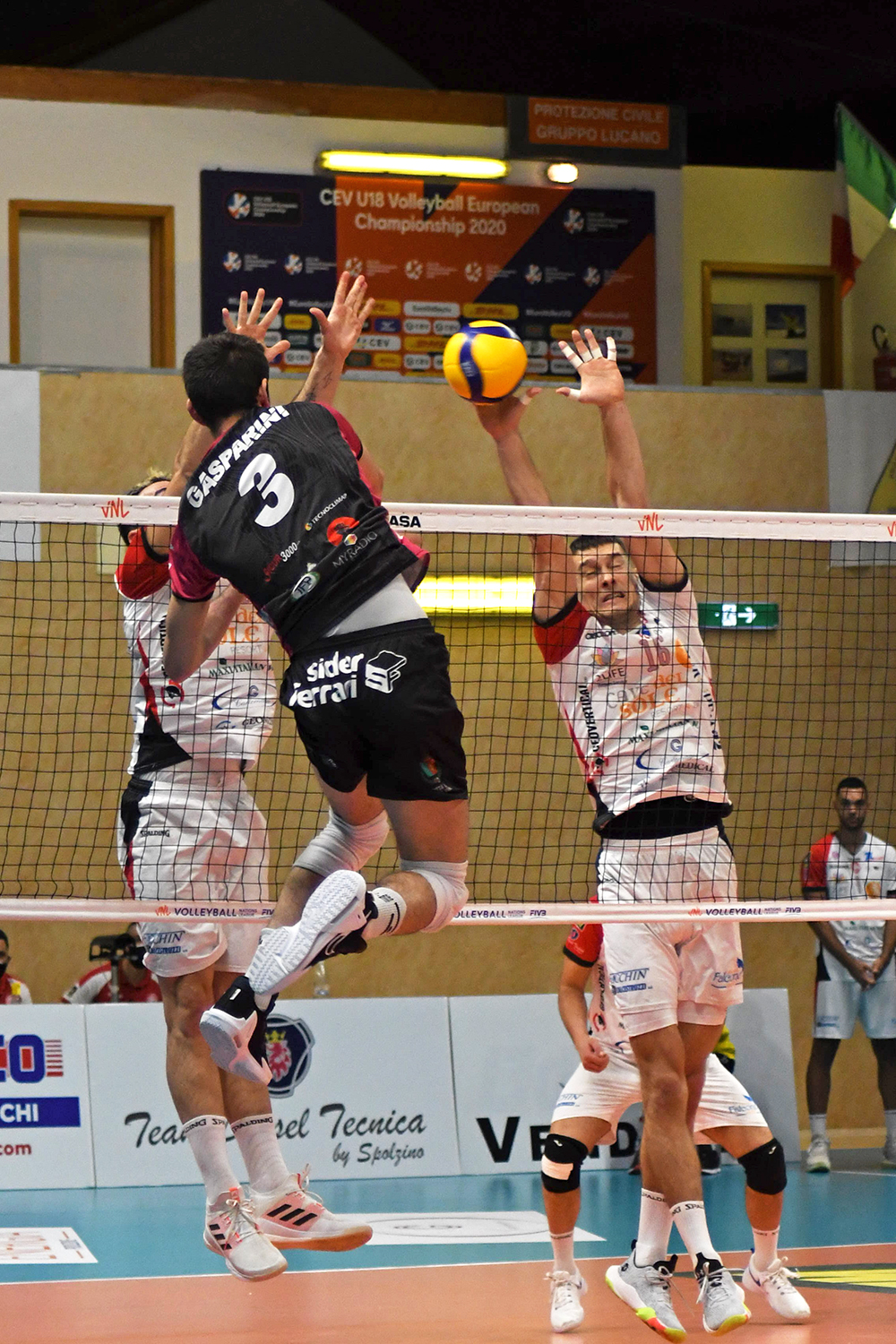 14. Lagongero-Delta 3-2 - Attacco di Gasparini - MedRes 14. Lagongero-Delta 3-2 - Attacco di Gasparini - MedRes